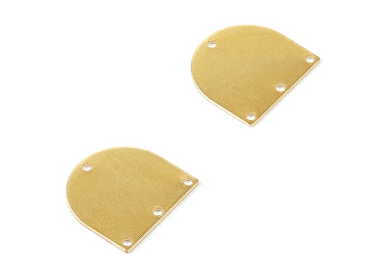 Raw Brass D Shaped Connector Charms – Textured Jewelry Supplies (16.9x16.1x0.65mm) PP1767 image 2