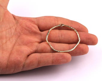 Zawieszki w kształcie ramki koła – elementy do kolczyków ze stopu cynku – w odcieniu złota – zawieszka ze stopu do naszyjnika – artykuły jubilerskie – 42 x 44 x 1,3 mm – ZZ1158