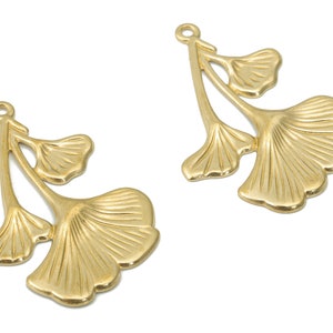 Brass Relief Ginko Earring Charms - Raw Brass Flower Pendant - Jewelry Making Supplies - 32.2x22.37x1.4mm - PP5213