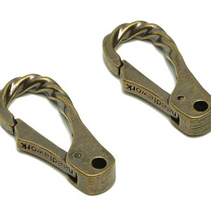 Brass Claw Clasps - Raw Brass Claw Clasps - Twisted Keyring Clasp Figure - Antique Looking Clasp - Key Twisted Clasp - 41x18x6.9mm - PP8724