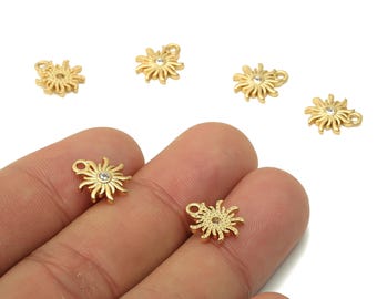 Brass Sun Charm With Zircon – 18K Gold Plated North Star Pendant For Jewelry Making RGP4953