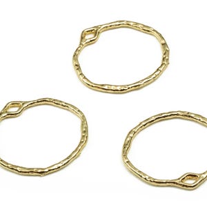 Gold Tone Plated Alloy Round Earring Charms – Zinc Alloy Pendant Jewelry Making (22.8x21.1x1.2mm) ZZ1805 image 3