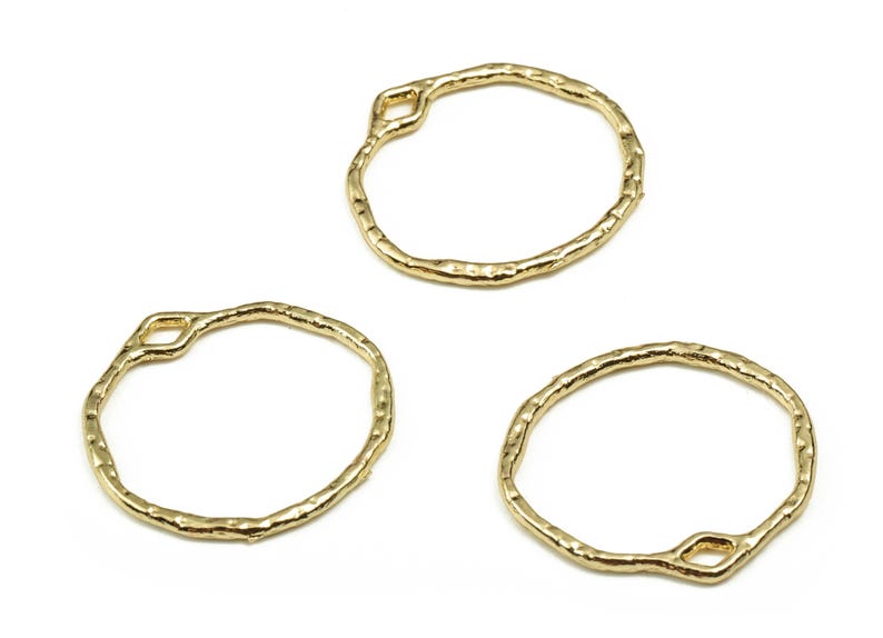 Gold Tone Plated Alloy Round Earring Charms – Zinc Alloy Pendant Jewelry Making (22.8x21.1x1.2mm) ZZ1805 image 3