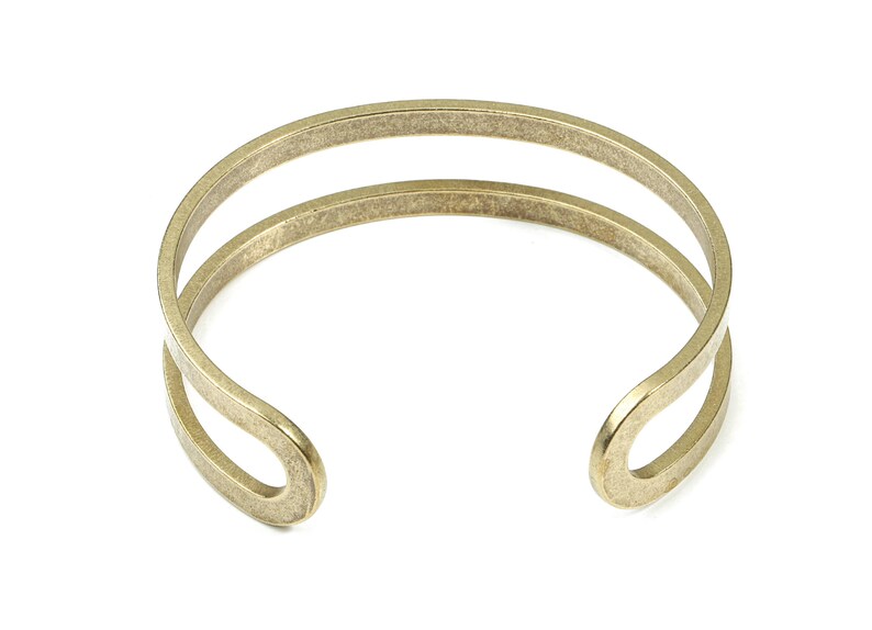 Pulseira de latão martelado - Pulseira de latão bruto - Bracelete de arame de latão - Suprimentos para bijuteria - 61,95 x 16,09 x 2,06 mm - PP3490 imagem 2
