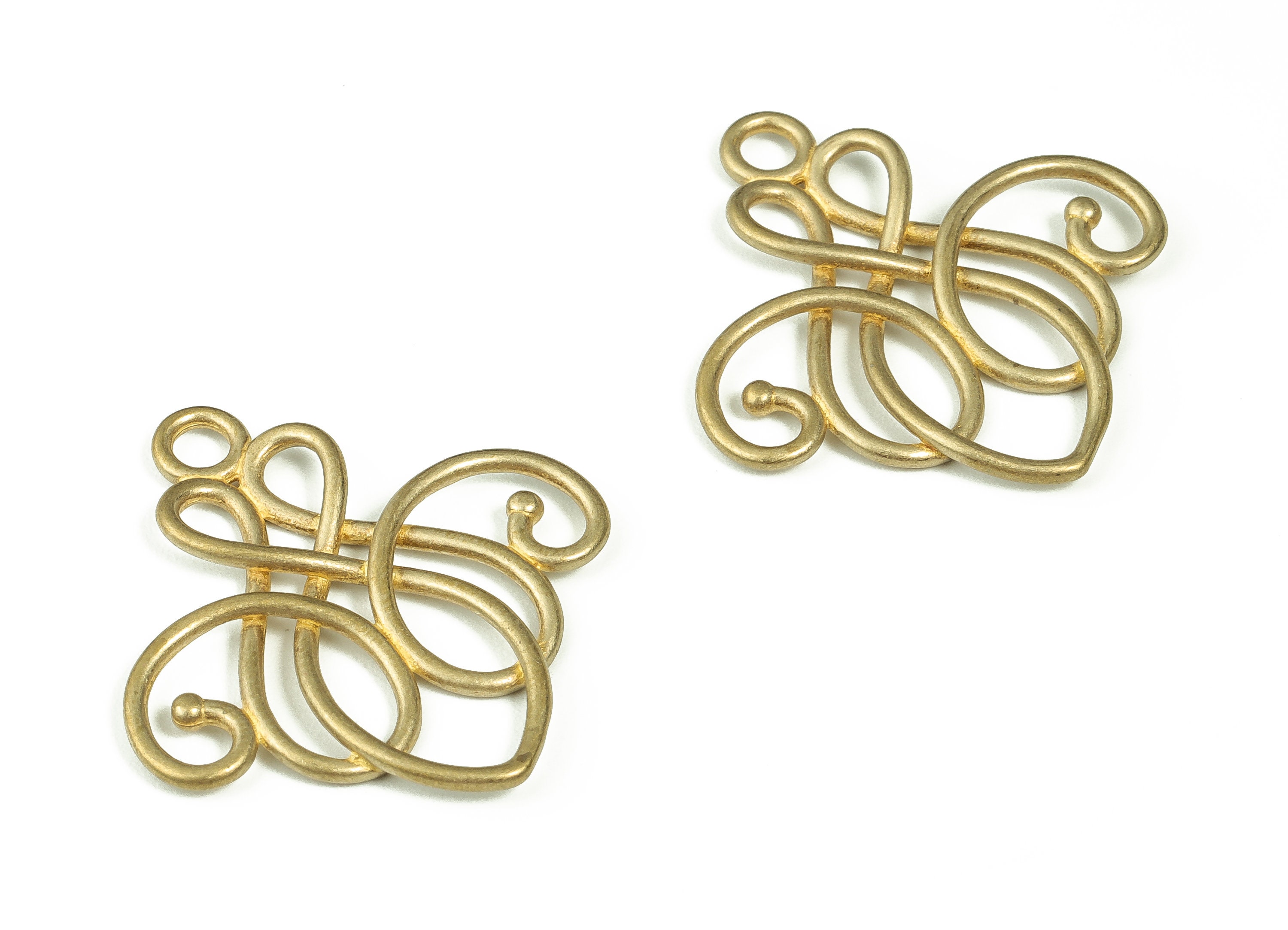 Brass Symbol Earring Charms - Raw Brass Fancy Filigree Flower Pendant – Earring Findings - Jewelry Supplies – 31.24x29.65x2.53mm – PP4396