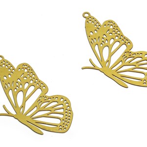Raw Brass Butterfly Charm - Raw Brass Butterfly Pendant – Brass Butterfly Findings - DIY Earring Charm - 37.42x21.58x0.29mm - JJB6765