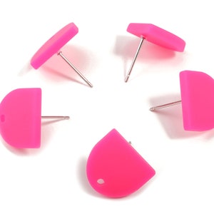 Acrylic Mini D Earring Stud - Matte Semi Circle Earring Post - Suministros de joyería - Código de color: A472 - 13.73x12.7x2.3mm - AC1889D