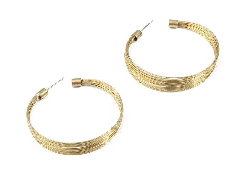 Örhängesstift i rå mässing med öppen C-ring – Smyckestillbehör i rostfritt stål (46x5,4 x 4 mm) PP3327 bild 2