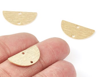 Connector Brass Textured Half Round  - Textured Semicircle Shaped - Raw Brass Connector With 2 Holes - 21.09x10.55x0.82mm - PP1804