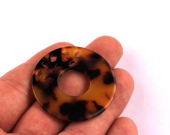 アセテート製べっ甲柄サークルチャーム – ジュエリー製作用品 カラーコード：A01 (40x2.5 mm) AC1032E