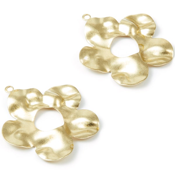 Brass Wavy Flower Charms - Wavy Flower Shaped Raw Brass Pendant - Earring Findings - Jewelry Supplies - 33.37x31.5x2mm - PP1990