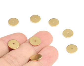 Espaciadores de cuentas planas de latón - Espaciadores de cuentas redondas Heishi de latón en bruto - Componentes para pendientes - Suministros de joyería - 10x10x1mm - PP3543