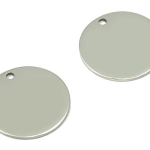 Piezas en blanco para estampar - Dijes redondos de acero inoxidable 316 - Colgante circular de acero inoxidable 316 - Suministros para joyería - 15,9 x 15,9 x 0,84 mm - SS1379-16 imagen 2