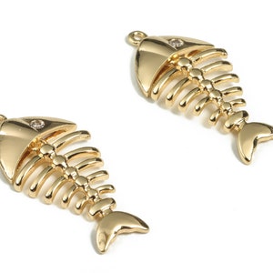 Raw Brass Fish Skeleton – Fish Skeleton Hanger Charm - 18K Real Gold Plated Brass - Sieraden maken benodigdheden - 23.43×21.73×4.33mm - RGP2924