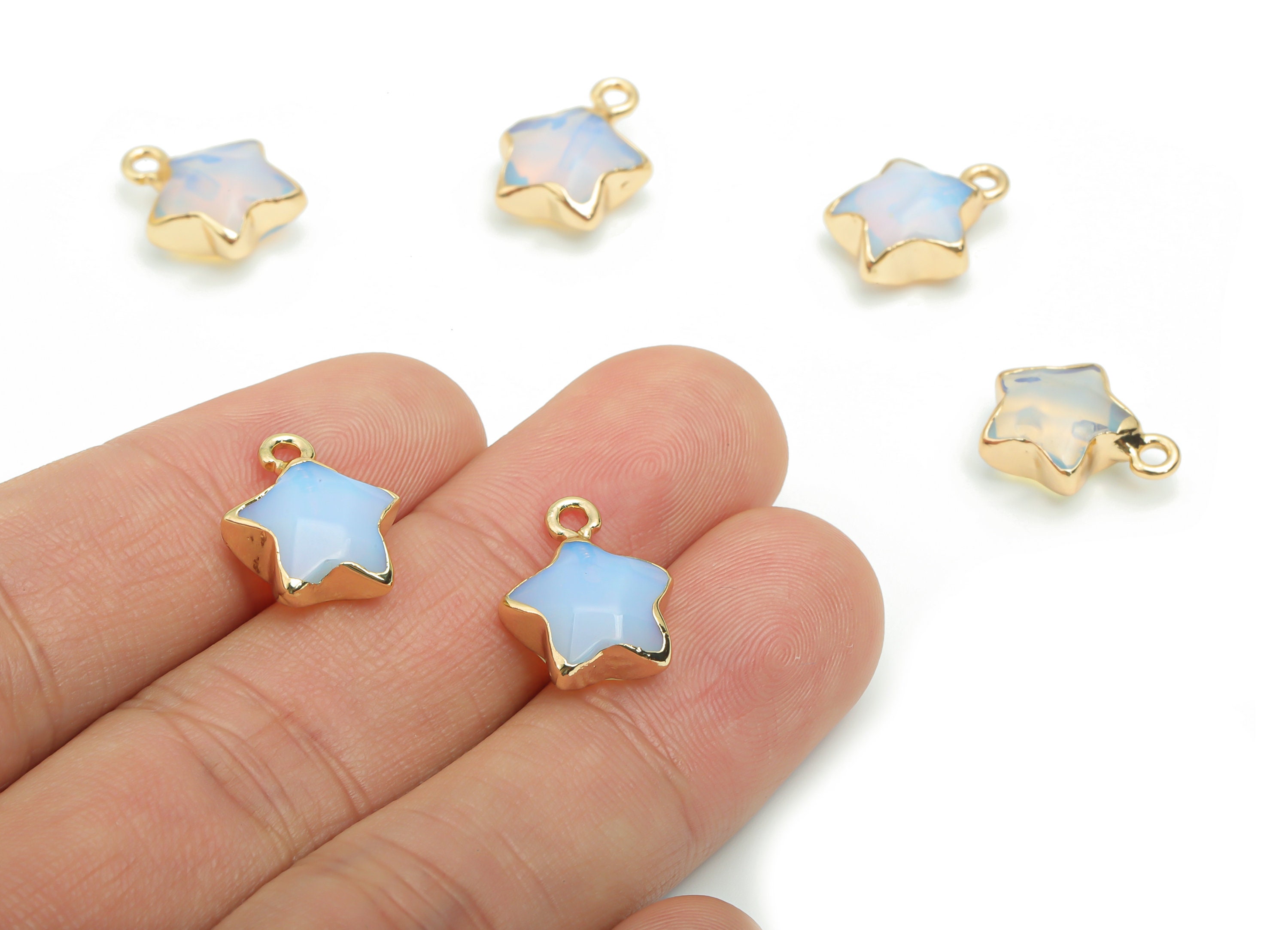 ぷしゅ❇️❣️ アバロンカラーマザーオブパール水晶カービングネジバネイヤリング Opalite Star Earring Charms - Brass Star Pendant - Iron Loop