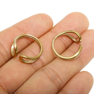 Open Raw Brass Ring - Adjustable Twist Ring - Simple Brass Statement Ring - Dainty Open Band Ring - Unisex Ring - 20.48x19.76x2mm - PP11560