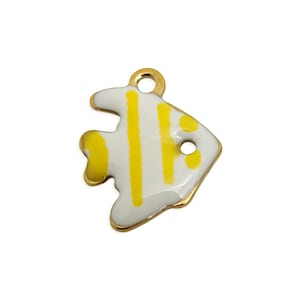 Dije de pez esmaltado con dibujos animados - Colgante de vida marina colorida - Joyería oceánica original - Joyería caprichosa - 11 x 9 x 1,71 mm - SS2811