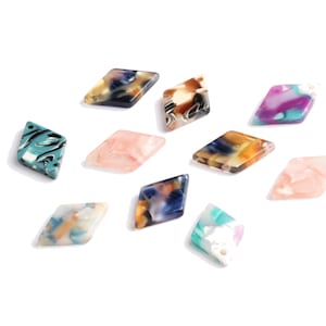Acetate Rhombus Earring Charms - Rhombus Shaped Pendant - Earring Findings - Jewelry Supplies - 18.3x11.8x2.5mm - AC1099