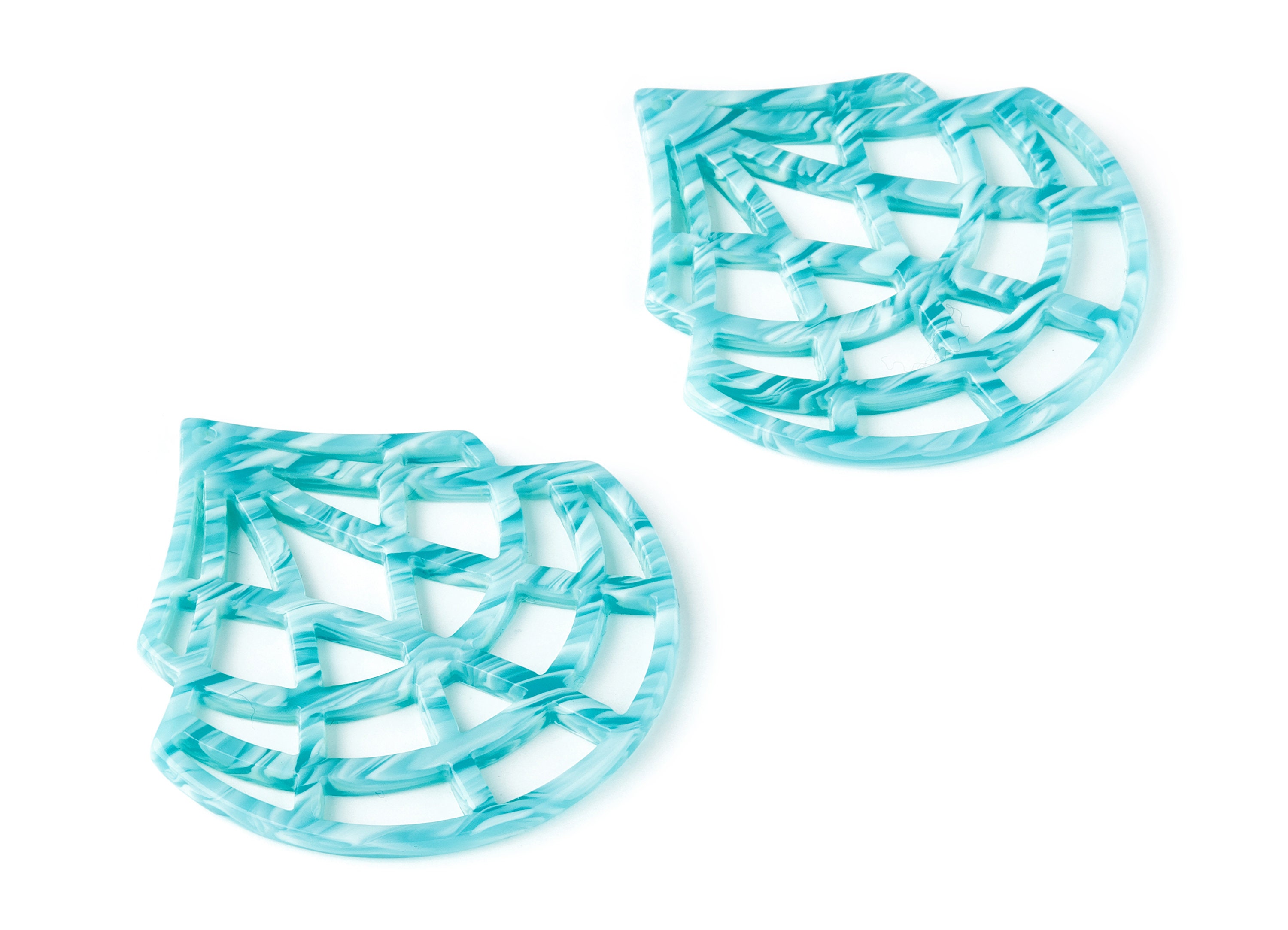AQUA SILVER】幸せのシックスペンスコインネックレス（カット
