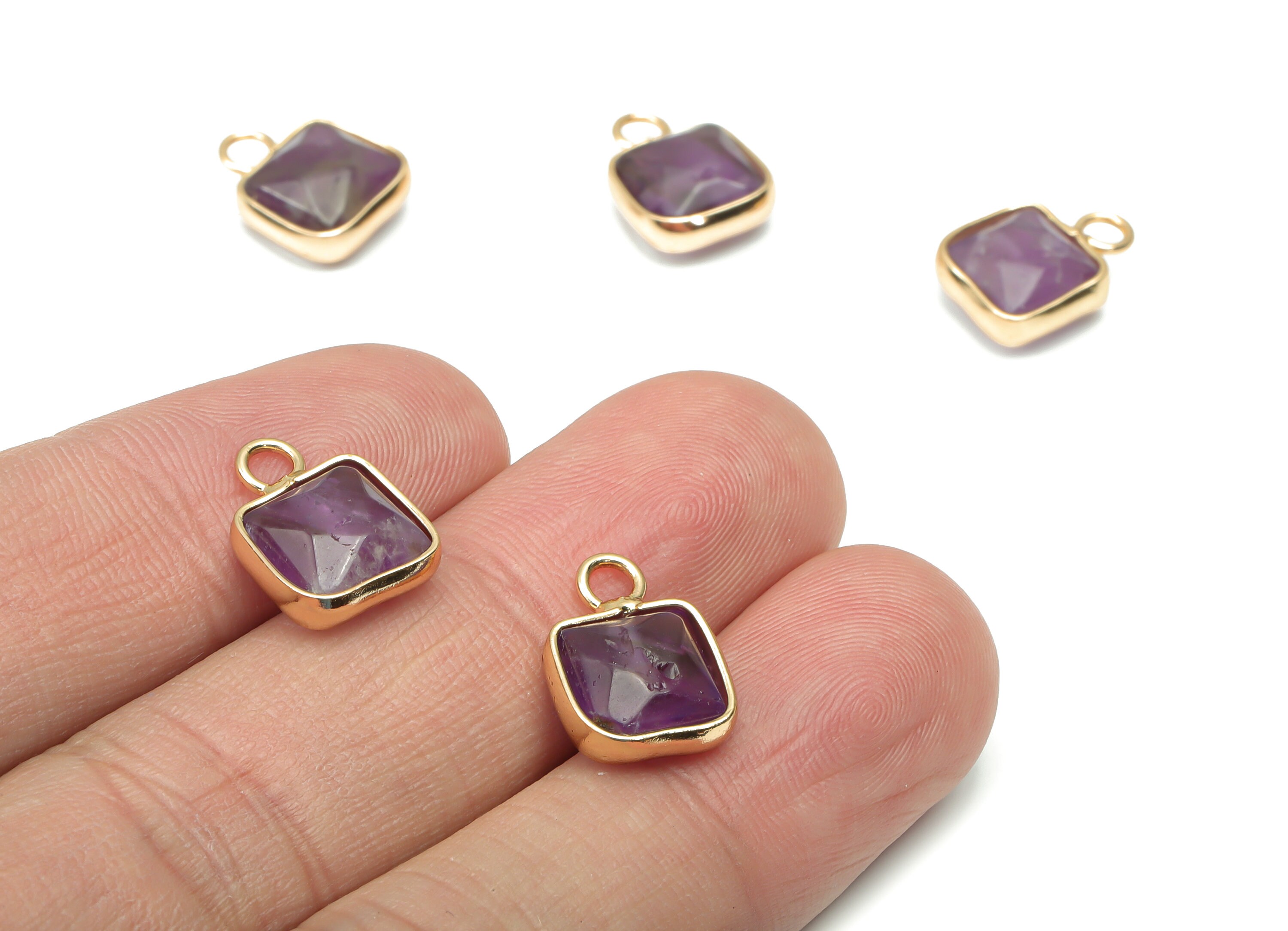 アクセサリー なーちゃん Purple Jade Faceted Square Earring Charms - Brass Square