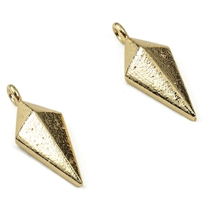 Brass Triangle Earring Charms - Gold Triangle Pendant - 18K Real Gold Plated Brass - Jewelry Making Supplies - 16.66x6.76x3.47mm - RGP3818