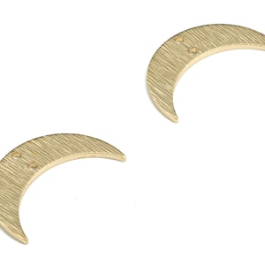 Brass Textured Moon Earring Connector - Raw Brass Moon Earring Charms - Earring Findings - Jewelry Supplies - 21.21x12.84x1.01mm - PP3784
