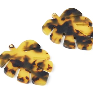 Acetate Leaf Charms - Matte Tortoise Shell Earrings - Leaf Pendant - Jewelry Supplies - Color Code: A03 - 43,7x35,6x2,61mm - AC1052M