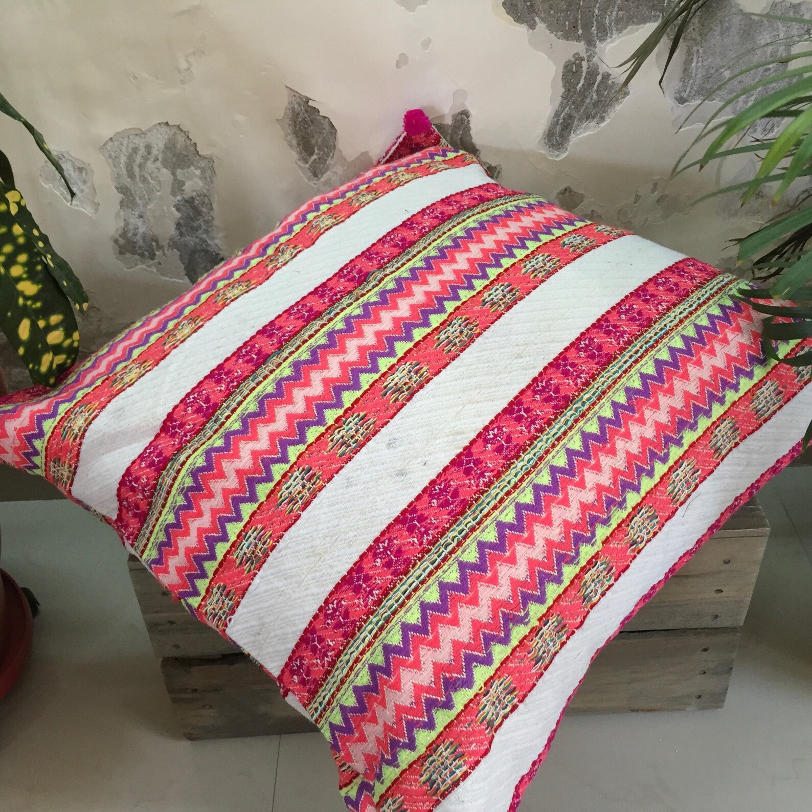 Cubierta grande de cojín tribal rosa 24x24 funda de almohada | Etsy