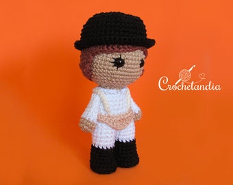 PDF: Toy art Alex DeLarge amigurumi - crochet pattern by Crochelandia