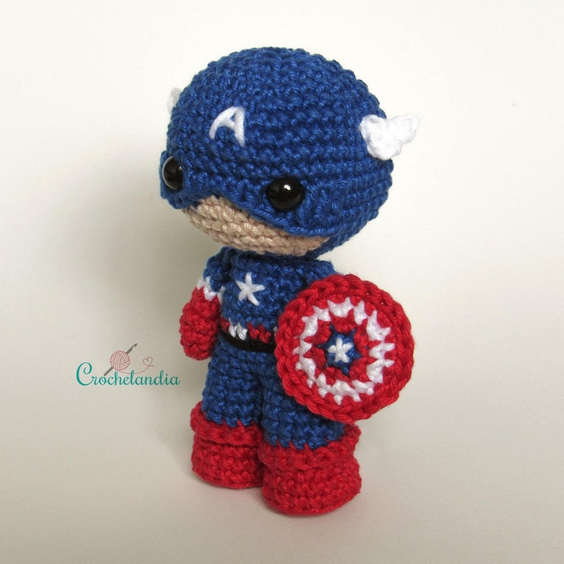 Captain America amigurumi doll - crochet PDF pattern by Crochelandia - English, Spanish and Brazilian Portuguese image 2