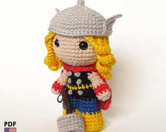 Thor Classic amigurumi doll - crochet PDF pattern by Crochelandia - English and Brazilian Portuguese