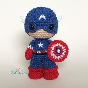 Captain America amigurumi doll - crochet PDF pattern by Crochelandia - English, Spanish and Brazilian Portuguese image 3