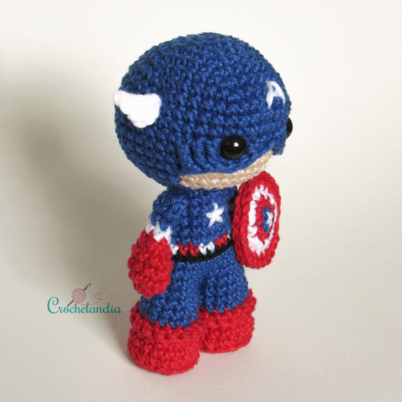 Captain America amigurumi doll - crochet PDF pattern by Crochelandia - English, Spanish and Brazilian Portuguese image 5