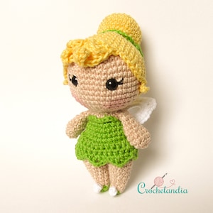 PDF: Tinker Bell inspired amigurumi doll - crochet pattern by Crochelandia