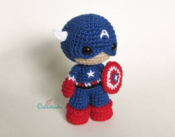 PDF: Toy Art Amigurumi Captain America Inspired - crochet pattern by Crochelandia