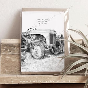 Carte de voeux d'anniversaire, tracteur