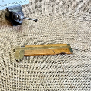 Stanley No 136 Boxwood & Brass 3 1/2” Caliper Gauge