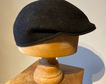 Vtg 90s wool cap charcoal gray fixed peak M&S