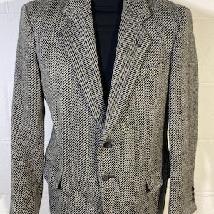 Vtg 80s-38”pure wool jkt “St Michael” made in the uk