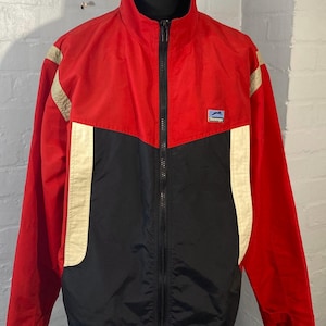 Vtg 90s Slazenger jkt- large-Velcro pockets 2 reflective stripes on shoulders