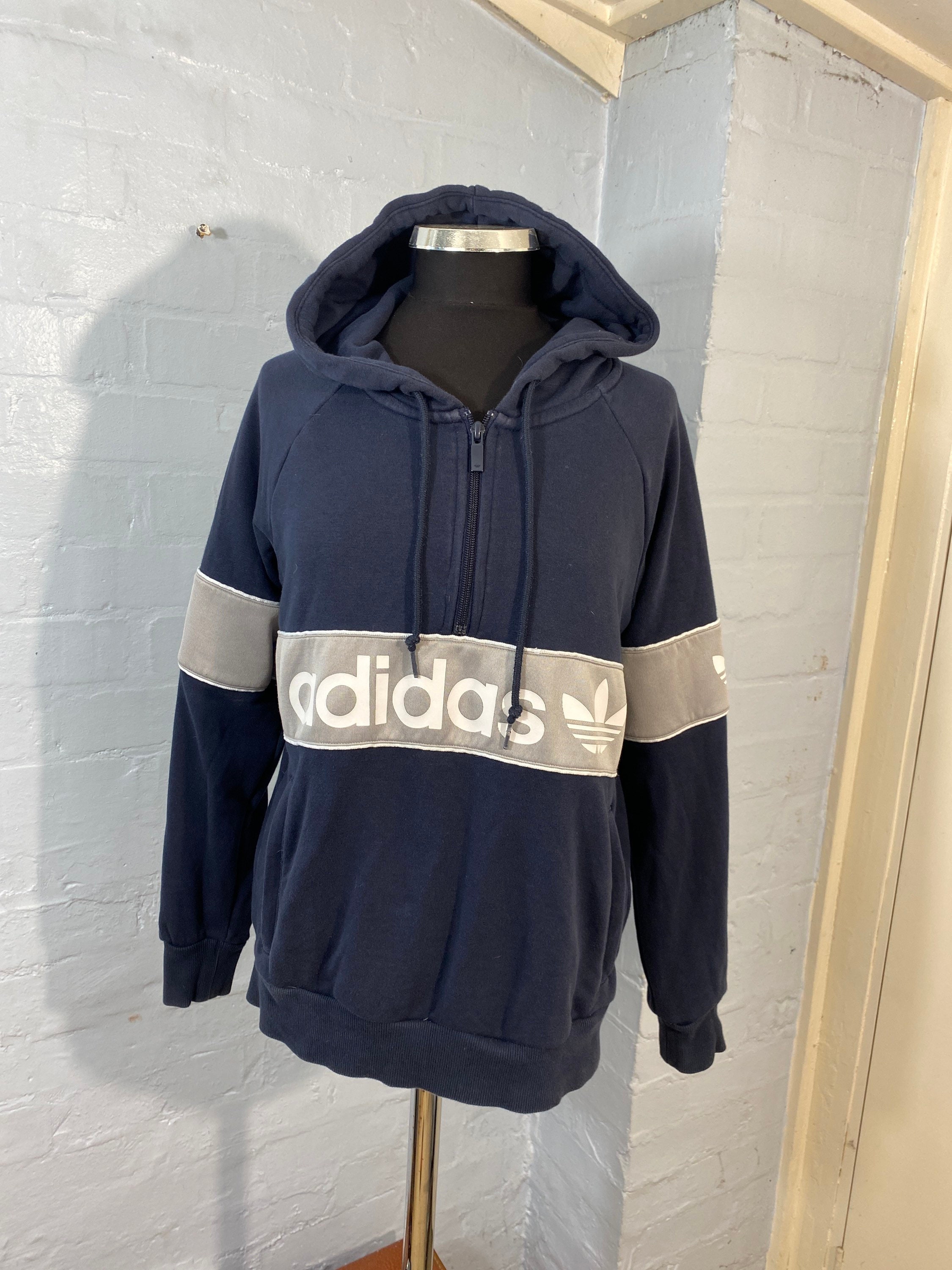 Adidas sweatshirt - Etsy España