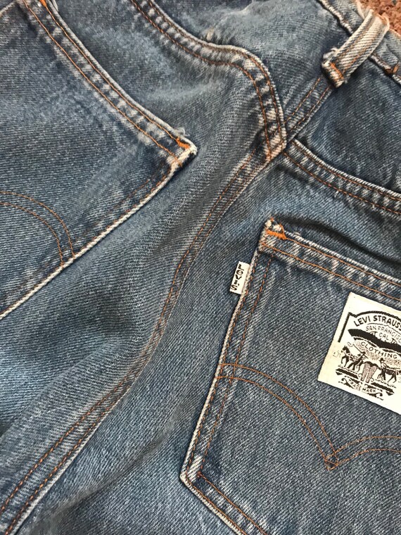 boys white levi jeans