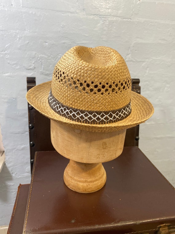 Made in Italy! Straw Bucket Hat Vtg New Dame Made In Italy Bucket Straw Hat Embroidered  main image 2