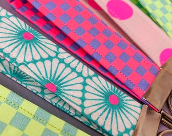 Wristlet Keychains - Lanyards - Keyring - Wristlet Keyring - Gift - Car Key Accessories - Neon Print - Teacher Gift - Wrist Lanyard - UK