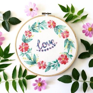 Hand Embroidery Pattern | Love Flower Wreath | Digital Download PDF + Detailed Tutorials for Beginners