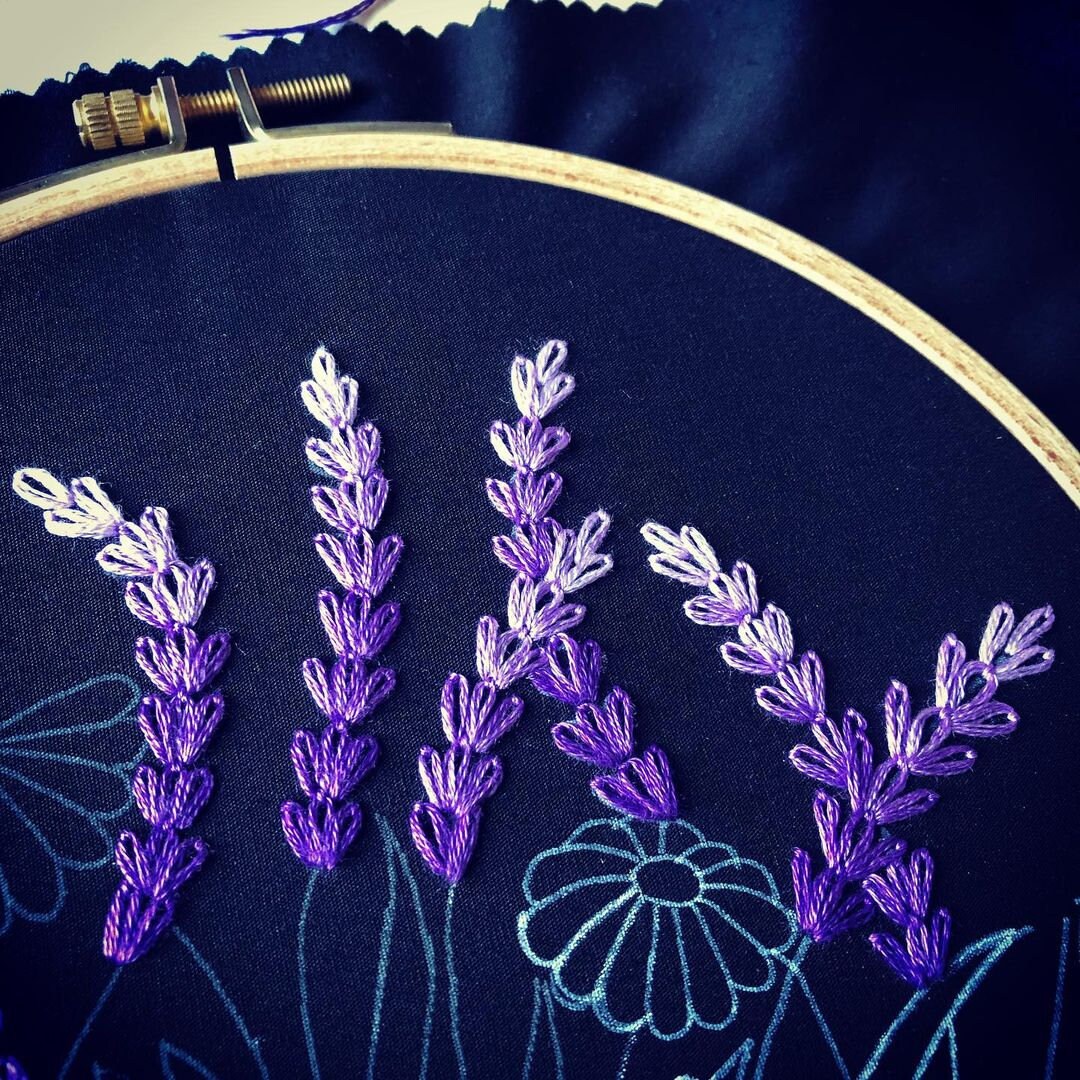 Lavender and Daisy Hand Embroidery Pattern | Black Version | Digital ...
