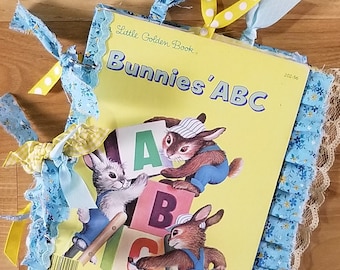 Bunny Junk Journal: Handmade Easter Gift, Little Golden Book