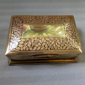 Scatola per sigarette vintage in ottone e legno