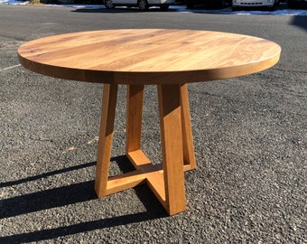Tapered Pedestal Table