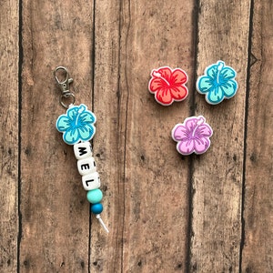 Hibiscus Custom Name Tag Keychain, zipper charm, name tag, gift, personalize, birthday, tropical flower, Hawaii, aloha, flower, beach, vacay